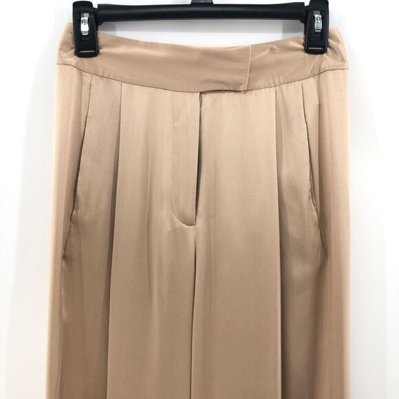 The Sei x REVOLVE‎ Wide Leg Trouser in Champagne - Picture 7 of 12